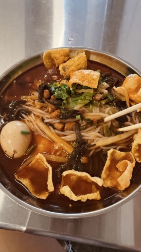 破店螺蛳粉店(日月湾店)