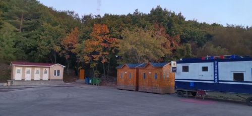 玉见南山自驾车广场