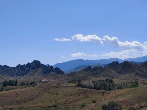 清水河卧龙山景点