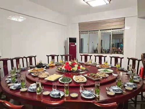 村中家味美食