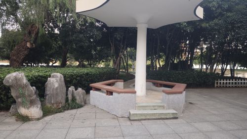 雨山湖公园-曲桥恋亭