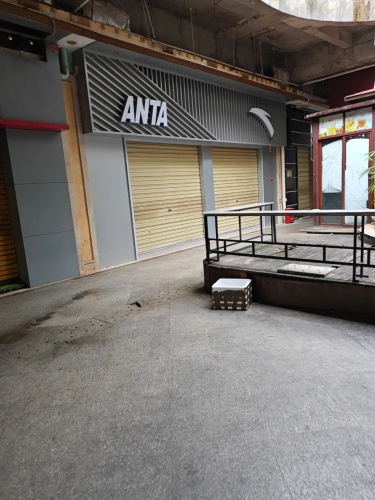 安踏(文昌宝安商业广场店)