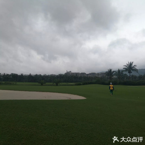深圳市航港高尔夫球场