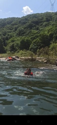 九水峡漂流