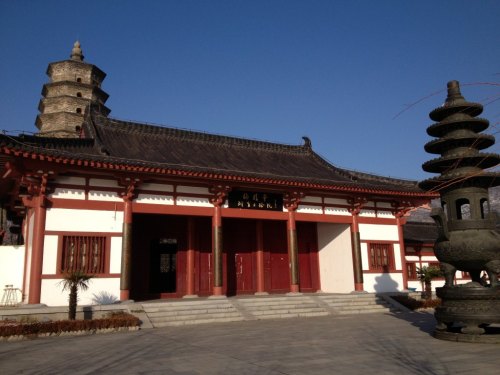 阿育王塔[江苏省]