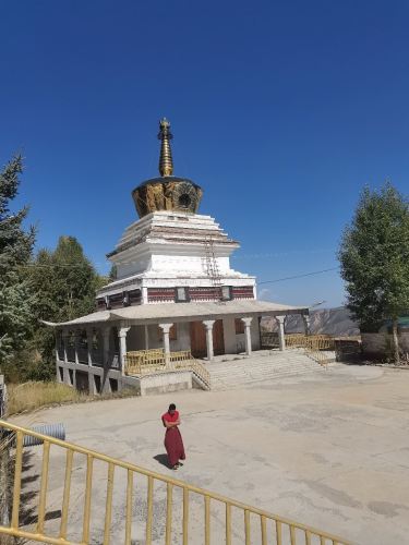 杨吉寺院