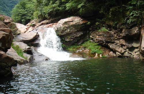 红石谷风景区