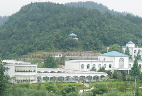 狮子岩度假村