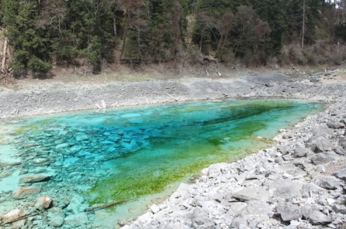九寨沟五彩池
