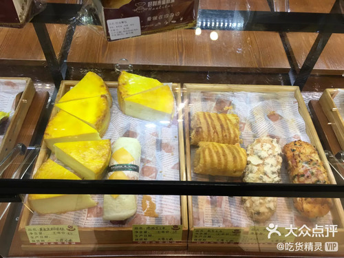 好利来蛋糕城(光明路店)