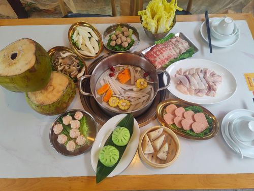 湘当有味•小龙虾 椰子鸡(土福湾店)