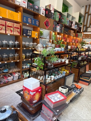 金芳茶庄(碧乐时光店).品品香.海南特产茶