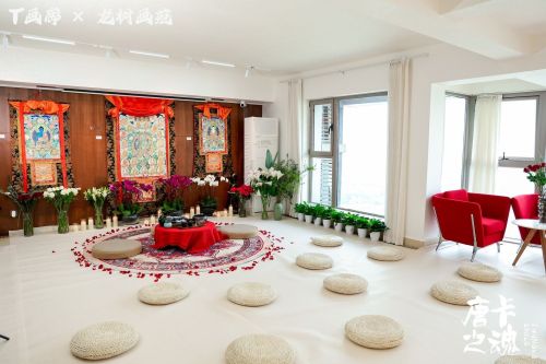 Gallery 2