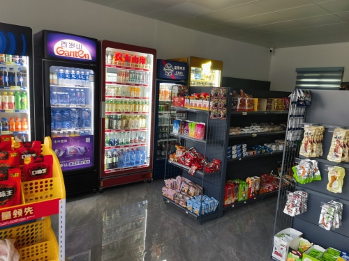 阿影便利店