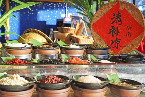 宜客乐自助餐厅·海鲜·火锅·刺身(三亚福朋喜来登酒店)