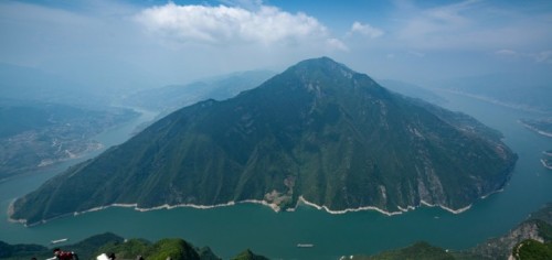 三峡之巅