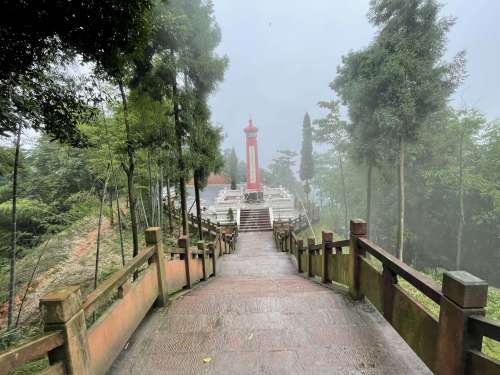 青峰寺烈士纪念馆