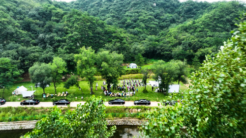 碓臼石景区