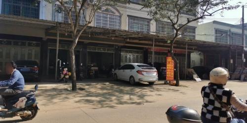 爽口酸粉小吃店