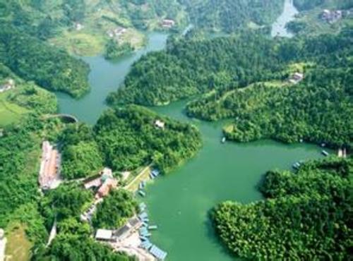 青龙湾原生态旅游度假区-青龙湖景区