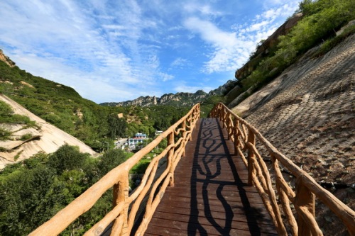 神堂峪自然风景区