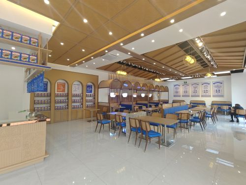 堆吻陵水酸粉店