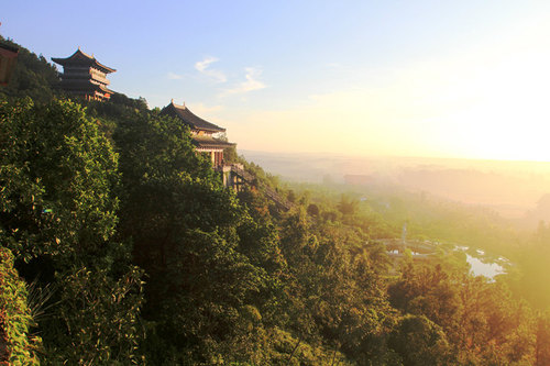 文笔峰盘古文化旅游区