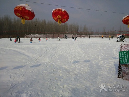 郑州豫龙滑雪场