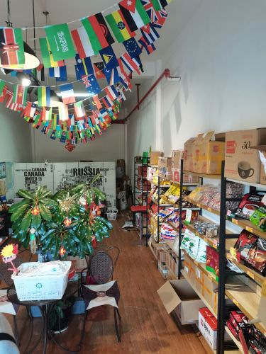东方新港东本越南特产专营店
