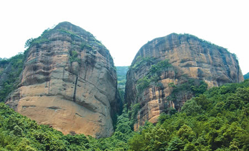 南台山国家森林公园石龙寨观佛景区