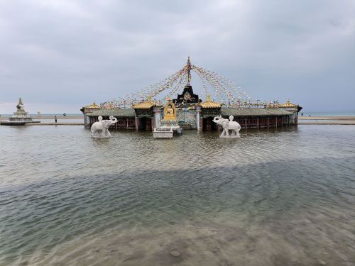 高原圣湖坛