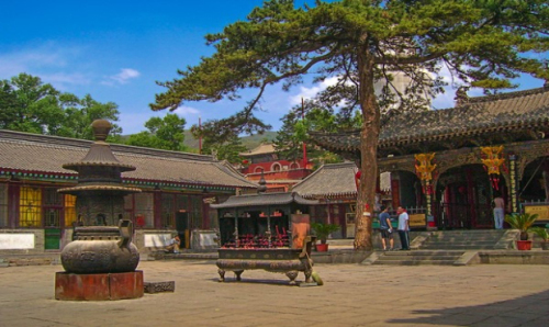 五台山风景名胜区-龙王殿