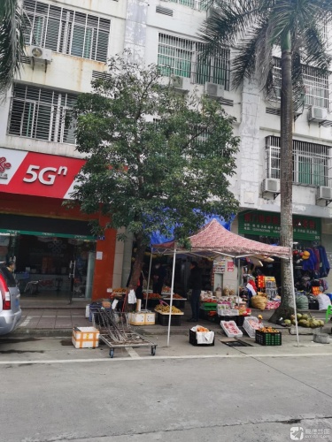 南门快步鞋业(天济商城店)