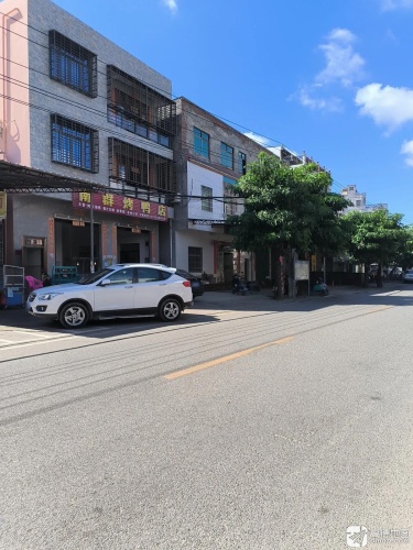 南群烤鸭店