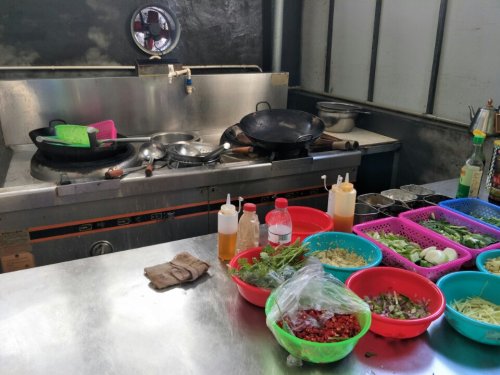 杰哥海鲜城(乐东莺歌海店)