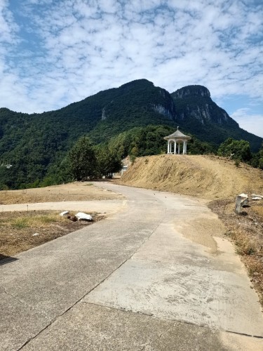 七峰山生态旅游风景区