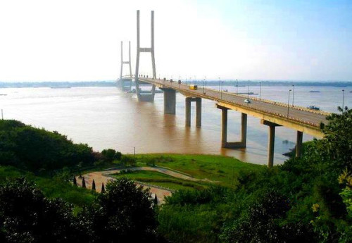 铜陵长江大桥公园