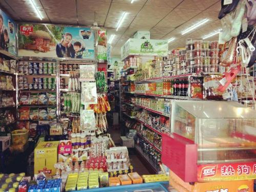 百顺商行义龙西店