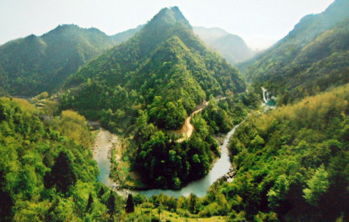 江南大峡谷