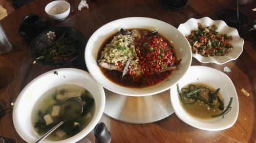 洞庭湖湘菜(香水湾店)