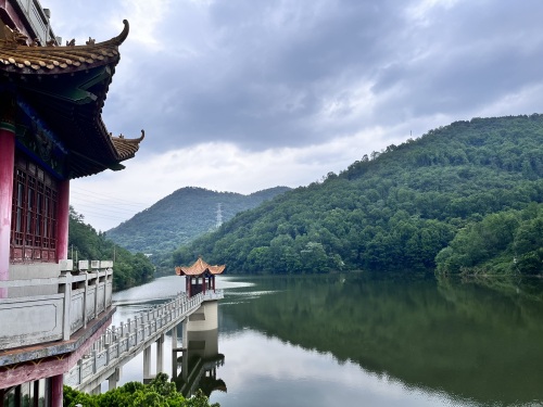 四峰山风景区