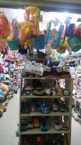 春芳小百货店