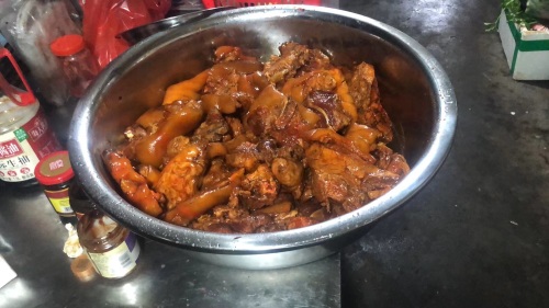 富华美食店