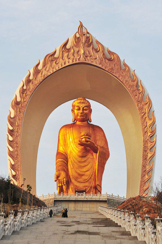 东林大佛