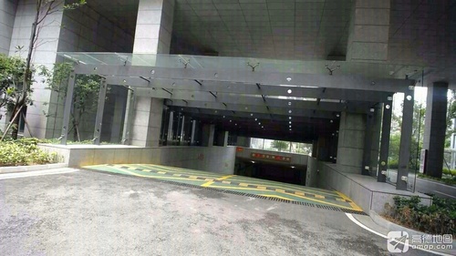 南京新城科技园国际研发总部园停车场