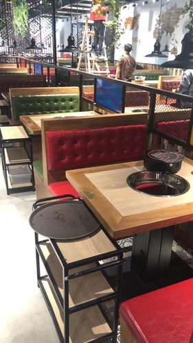 老宁海红妆餐饮(桃源广场店)的第3张图片的图片资料