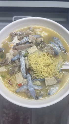 云记海鲜粥粉面店