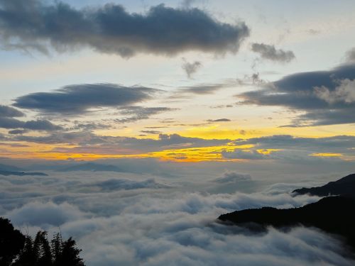 云海日出观景台