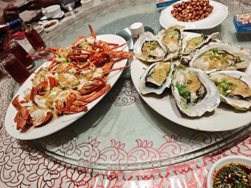 淇水湾渔村海鲜店(鲁能南洋美丽汇商业街店)