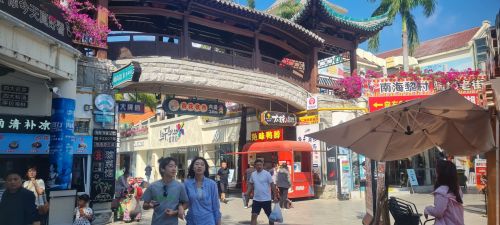 百花夜市(百花谷商业中心店)